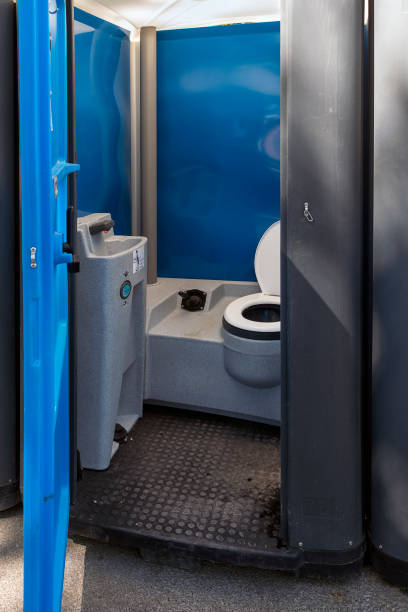 Best Long-term porta potty rental  in Coralville, IA