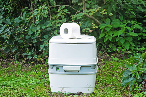 Best Luxury portable toilet rental  in Coralville, IA