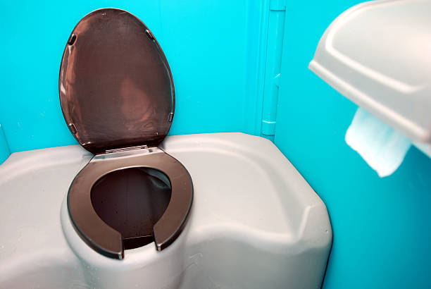 Best Temporary restroom rental  in Coralville, IA